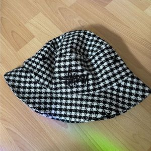 Stussy Houndstooth Bucket Hat